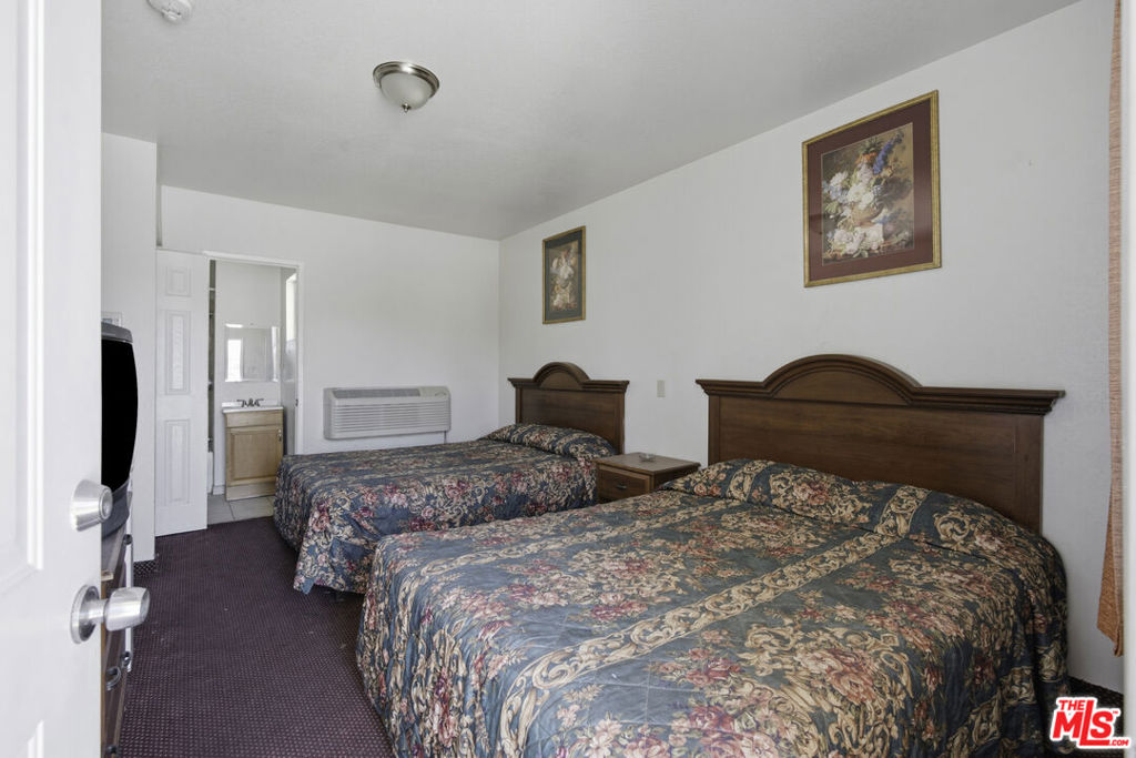 130 Kern Street Property Photo 18