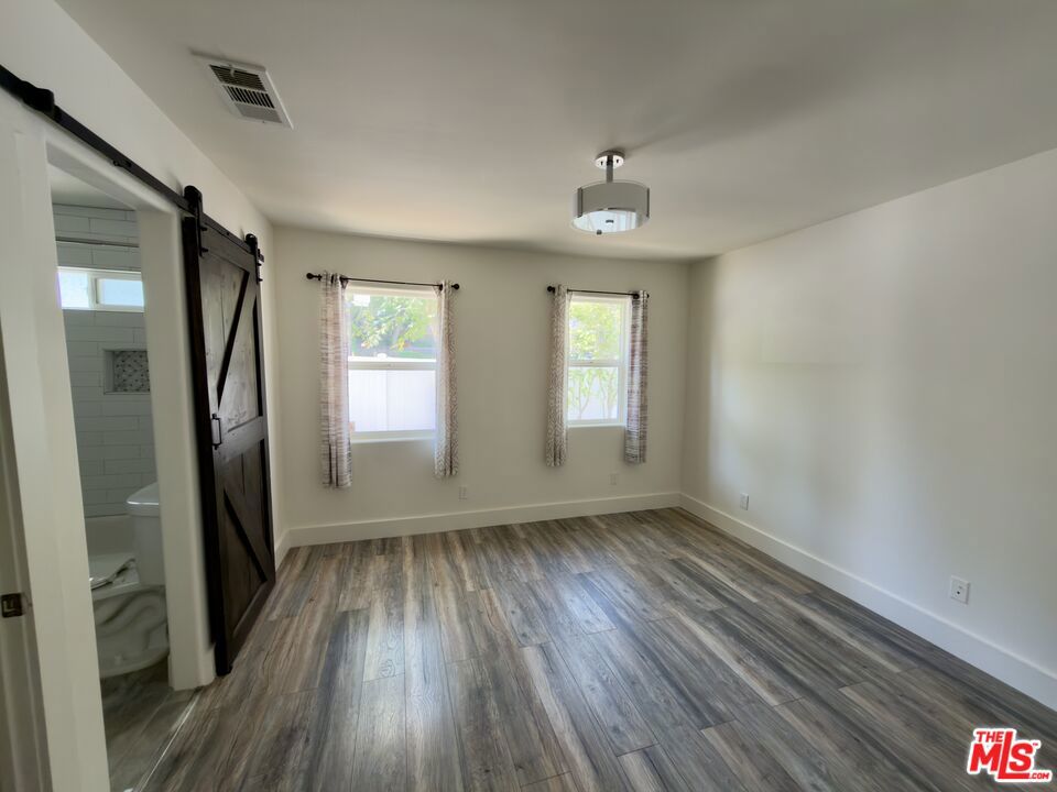 1400 N Avenue 46 Property Photo 9
