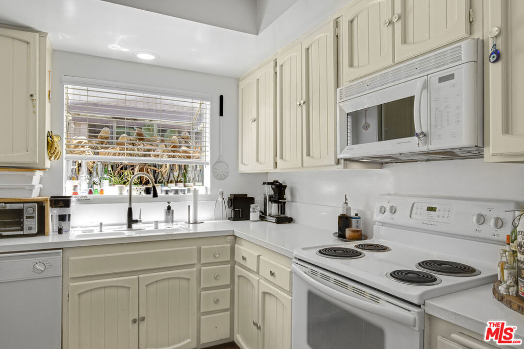 3903 Via Dolce Property Photo 2