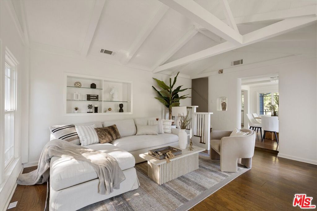 5514 Canyonside Road Property Photo 10