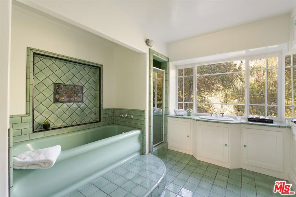 5514 Canyonside Road Property Photo 32