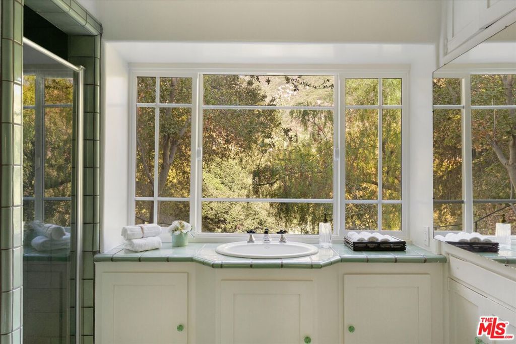 5514 Canyonside Road Property Photo 33