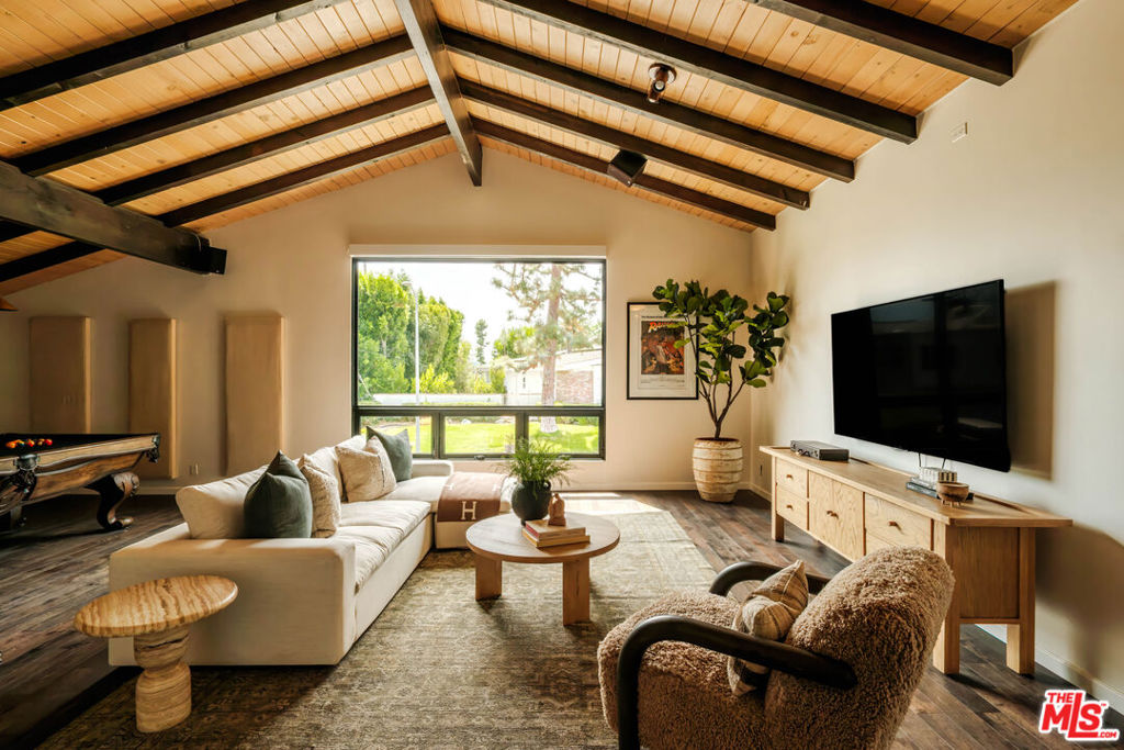 20339 Delita Drive Property Photo 10
