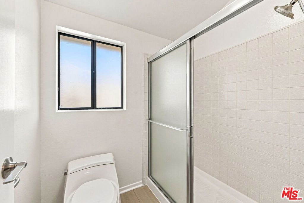 21801 Burbank Boulevard 83 Property Photo 40