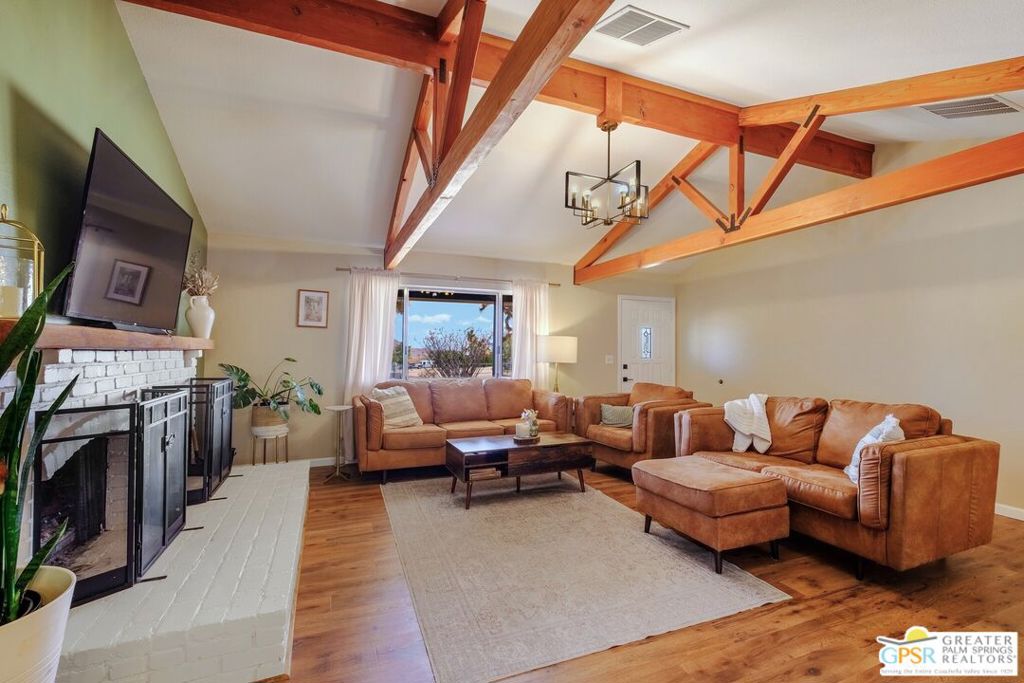 58375 Arcadia Trail Property Photo 1