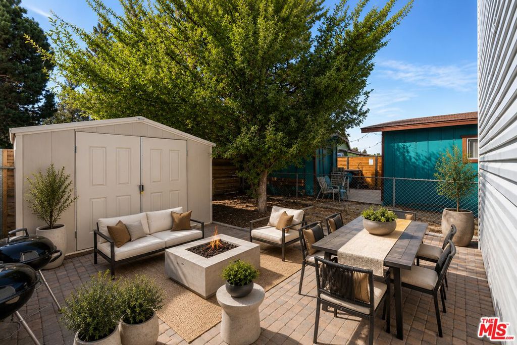136 E Mountain View Boulevard Property Photo 12