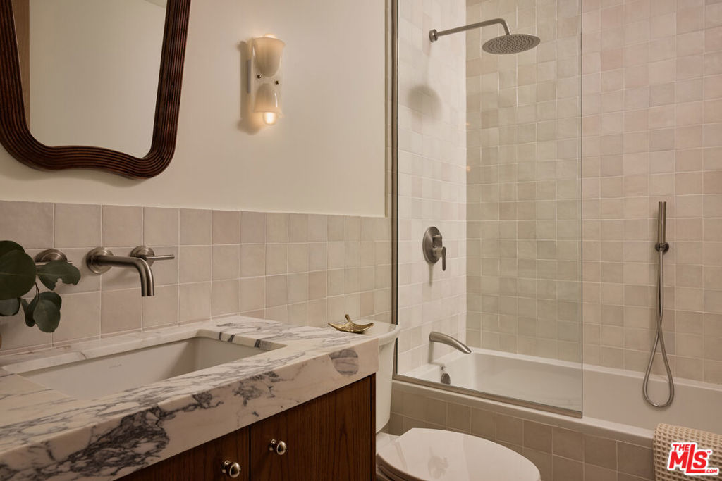 621 Frontenac Avenue Property Photo 19