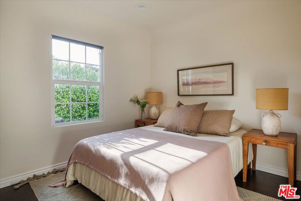 3060 Silver Lake Boulevard Property Photo 22