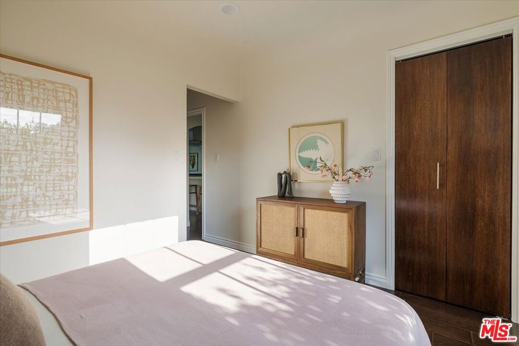 3060 Silver Lake Boulevard Property Photo 23