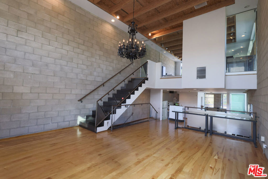 6615 Melrose Avenue 1 Property Photo 14