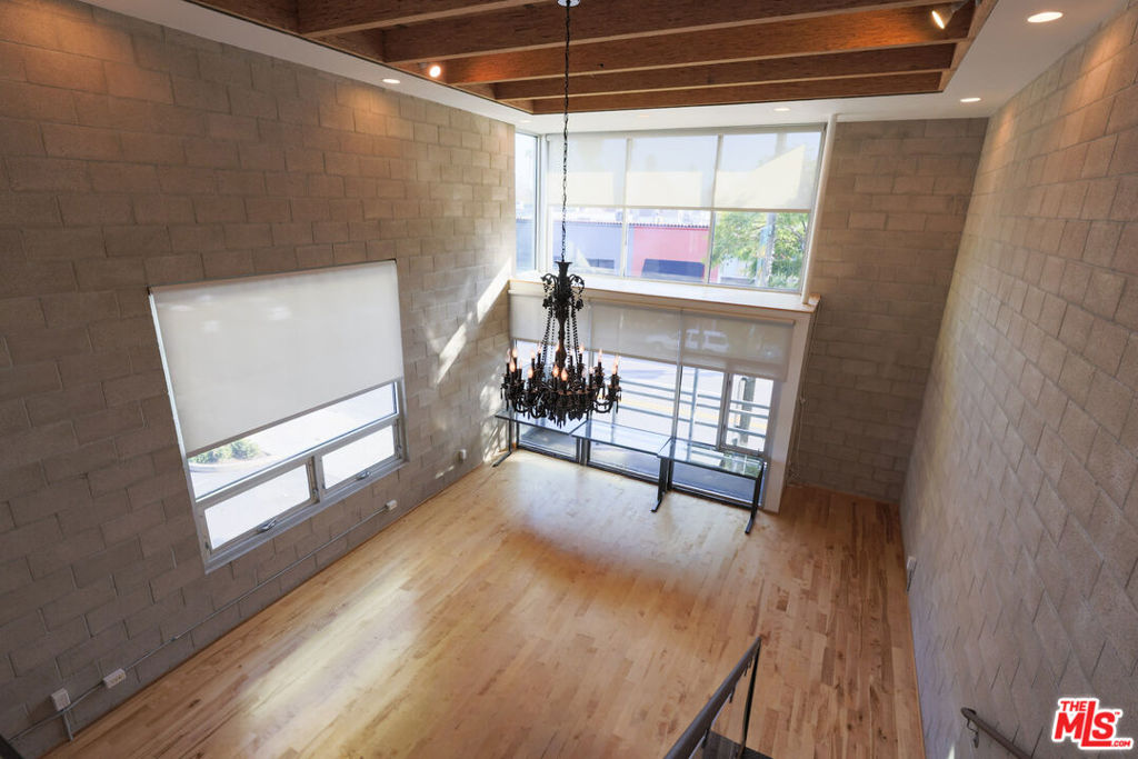 6615 Melrose Avenue 1 Property Photo 17