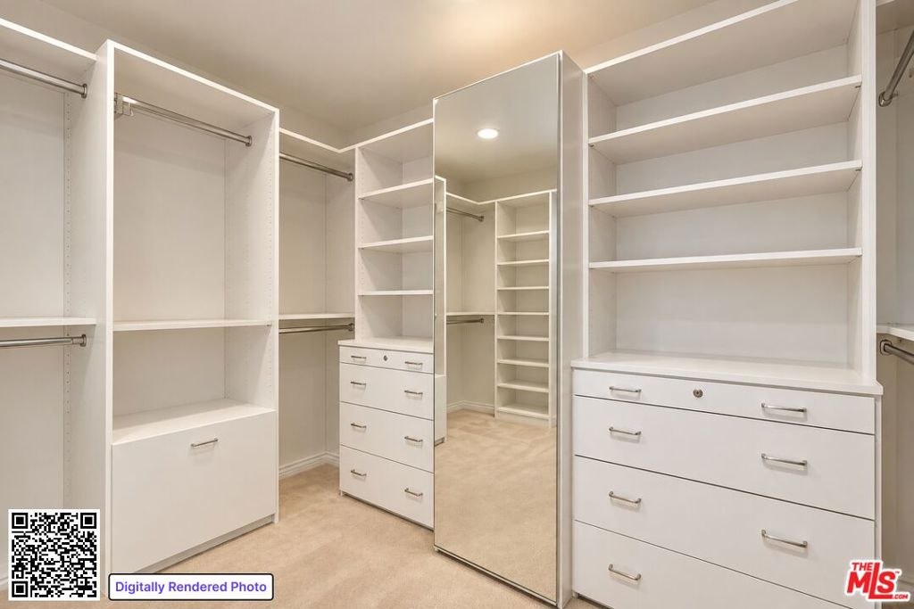 816 S Dunsmuir Avenue Property Photo 20