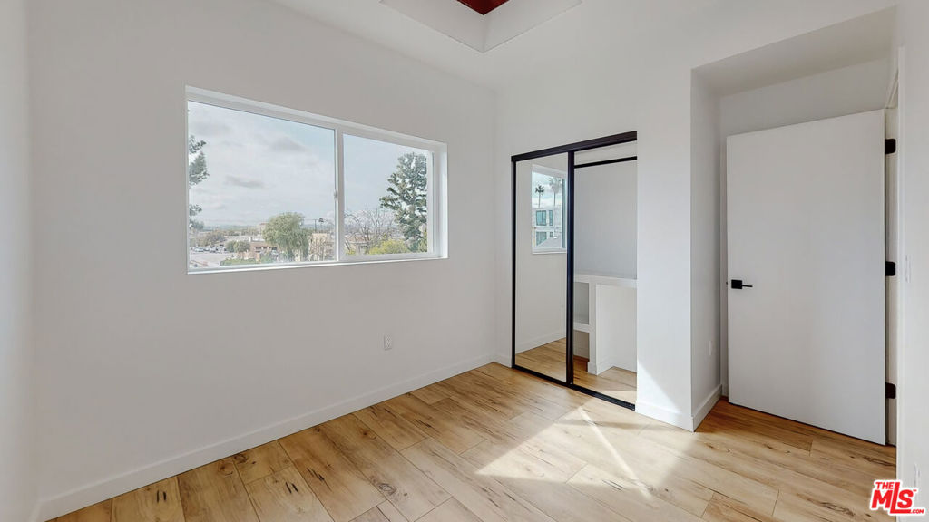 16010 Cantlay Street 1 Property Photo 11