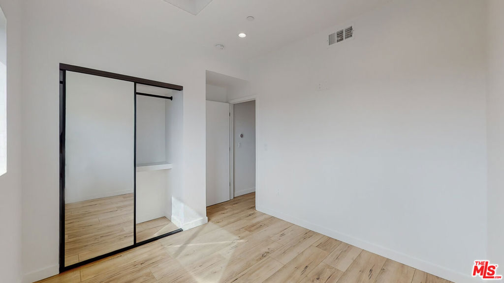 16010 Cantlay Street 1 Property Photo 12