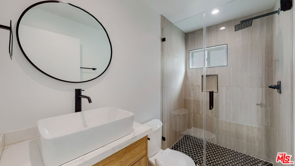 16010 Cantlay Street 1 Property Photo 15