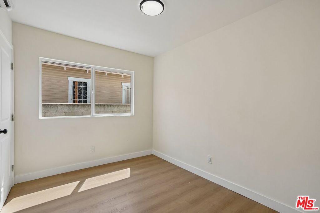 5214 Cimarron Street Property Photo 15