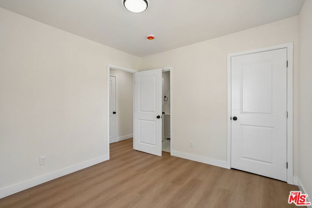5214 Cimarron Street Property Photo 26