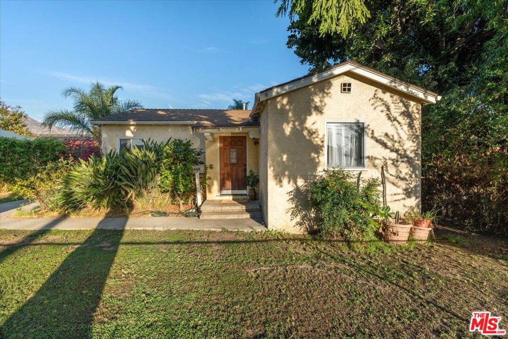 2548 Casitas Avenue Property Photo 1