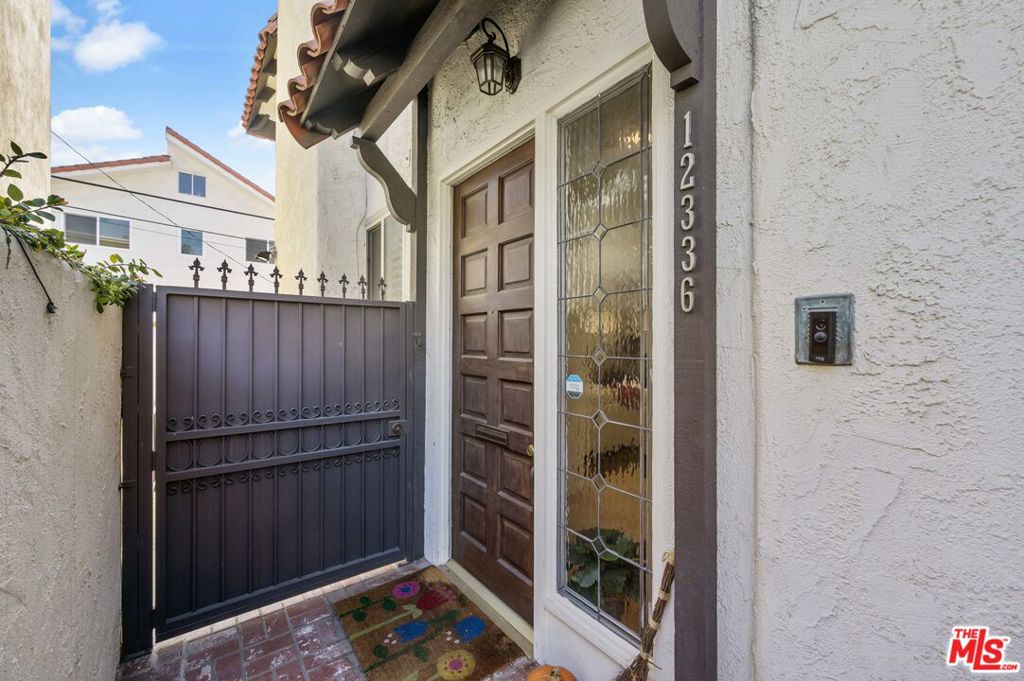 12336 Montana Avenue Property Photo 2
