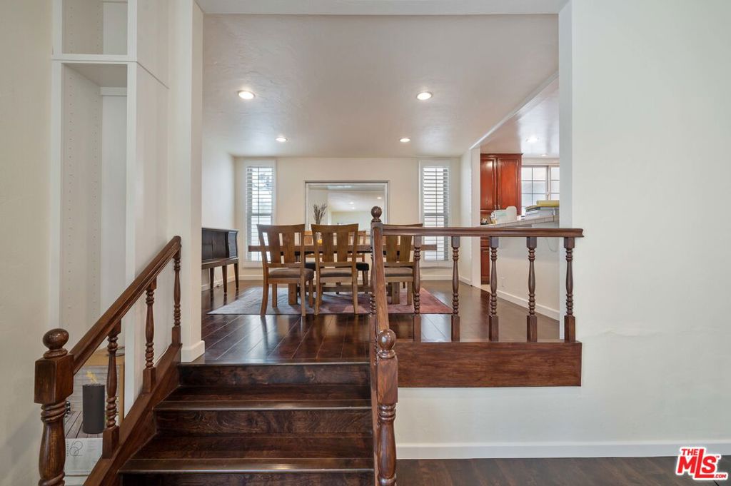 12336 Montana Avenue Property Photo 6
