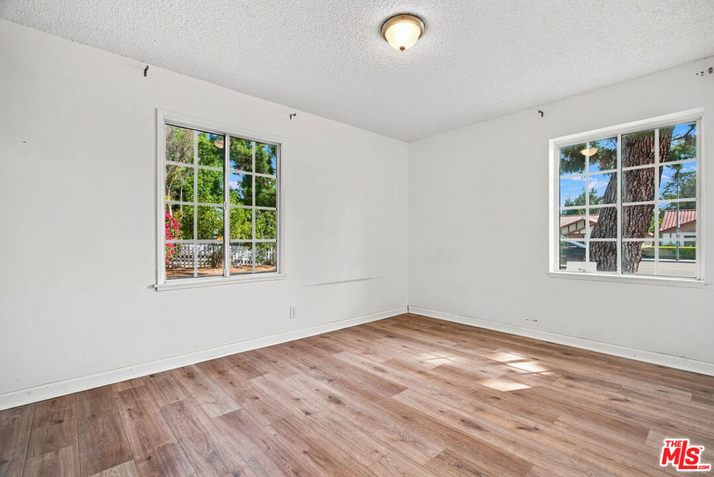 7139 Fallbrook Avenue Property Photo 13