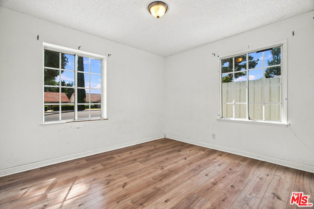 7139 Fallbrook Avenue Property Photo 15