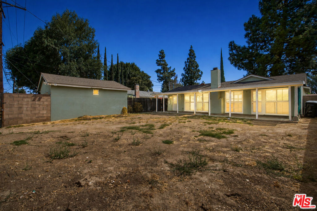 7139 Fallbrook Avenue Property Photo 19