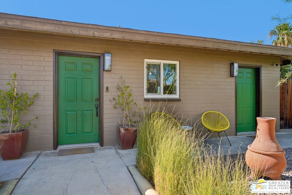 37767 Porter Drive Property Photo 1