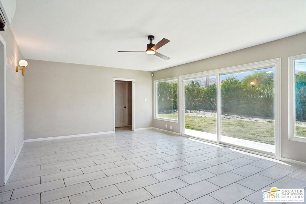 37767 Porter Drive Property Photo 3