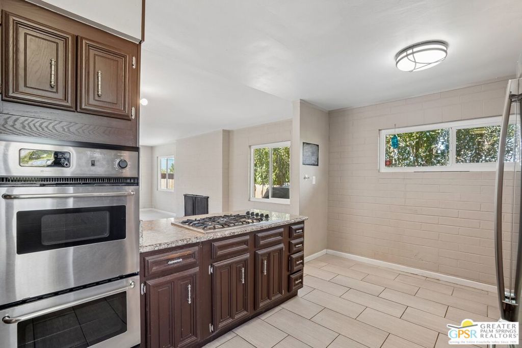 37767 Porter Drive Property Photo 16