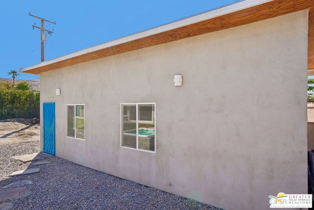 37767 Porter Drive Property Photo 28