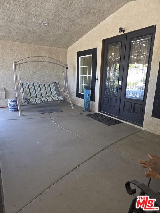 1168 Smoke Tree Road Property Photo 6