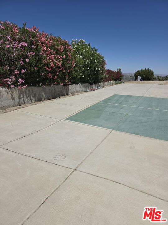 1168 Smoke Tree Road Property Photo 25