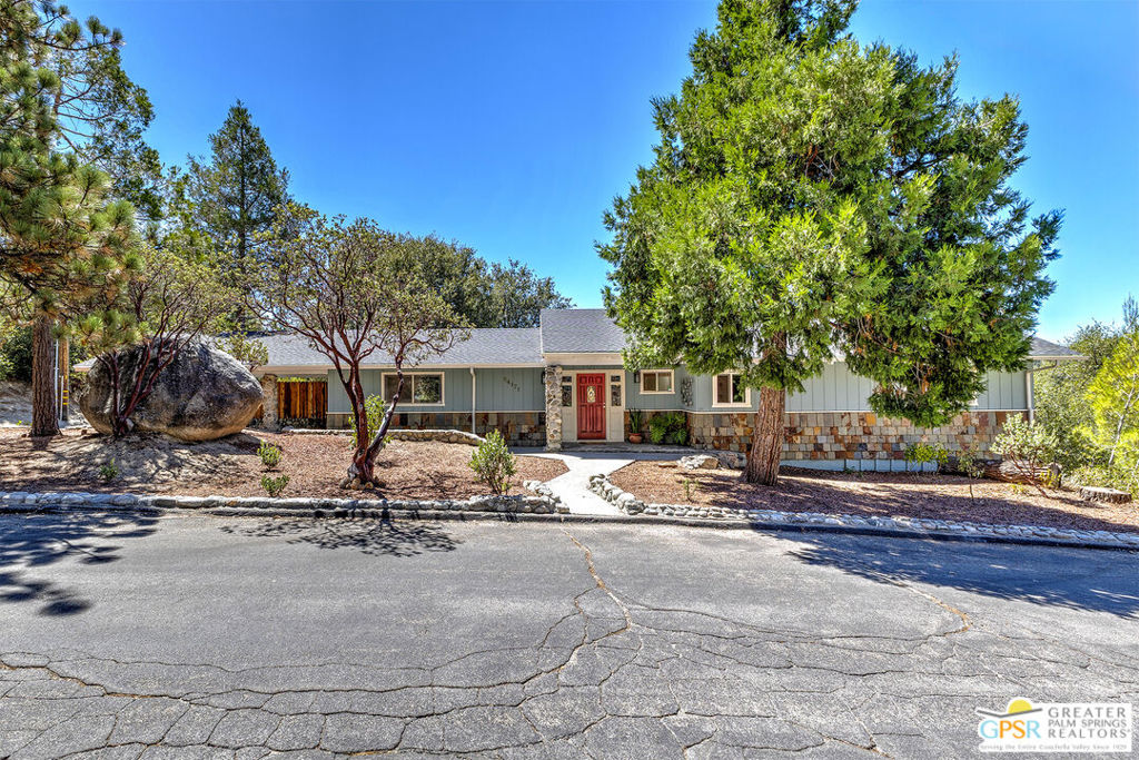 54171 Rockdale Drive Property Photo