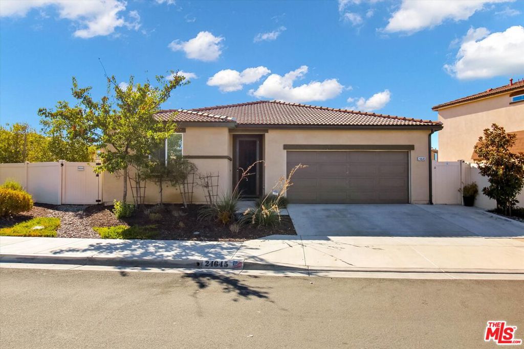 24645 Hudson Street Property Photo