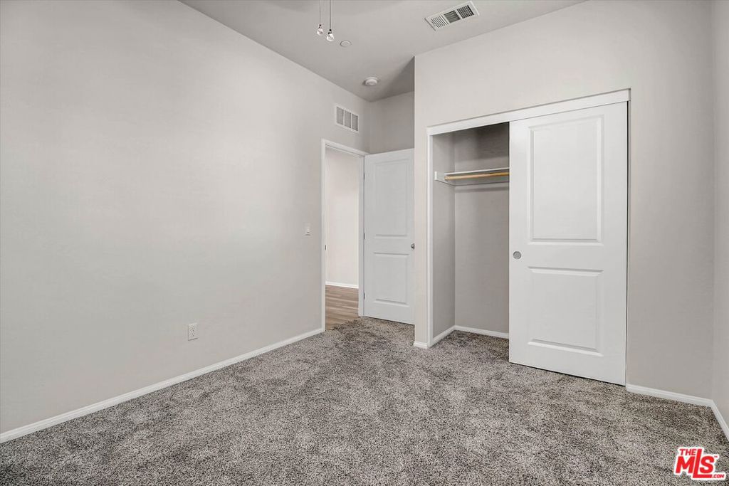 24645 Hudson Street Property Photo 5