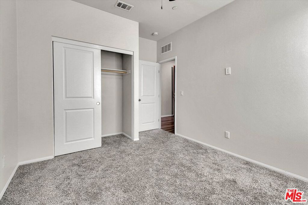 24645 Hudson Street Property Photo 8