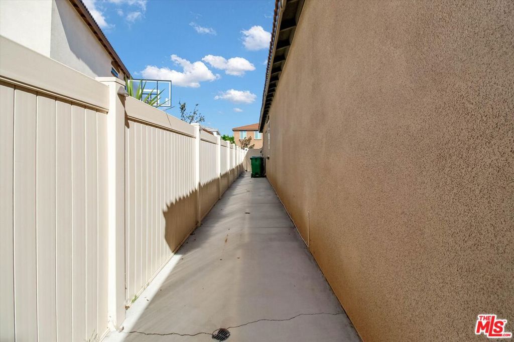 24645 Hudson Street Property Photo 28