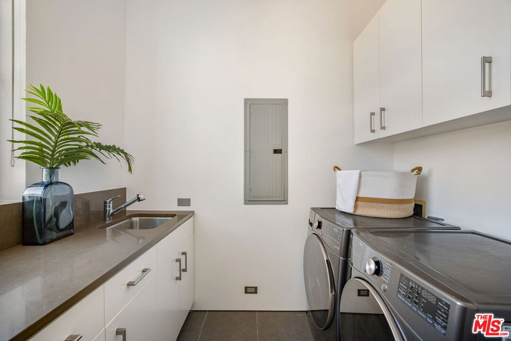 49 Brooks Avenue Property Photo 16