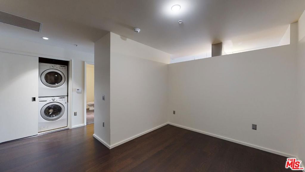 1155 S Grand Avenue 1108 Property Photo 37
