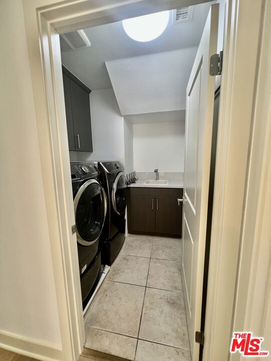 5849 S Sparrow Court Property Photo 24