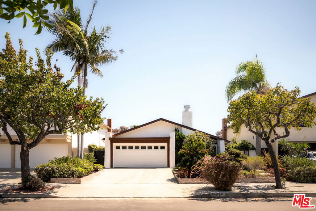 12556 Rosy Circle Property Photo 21