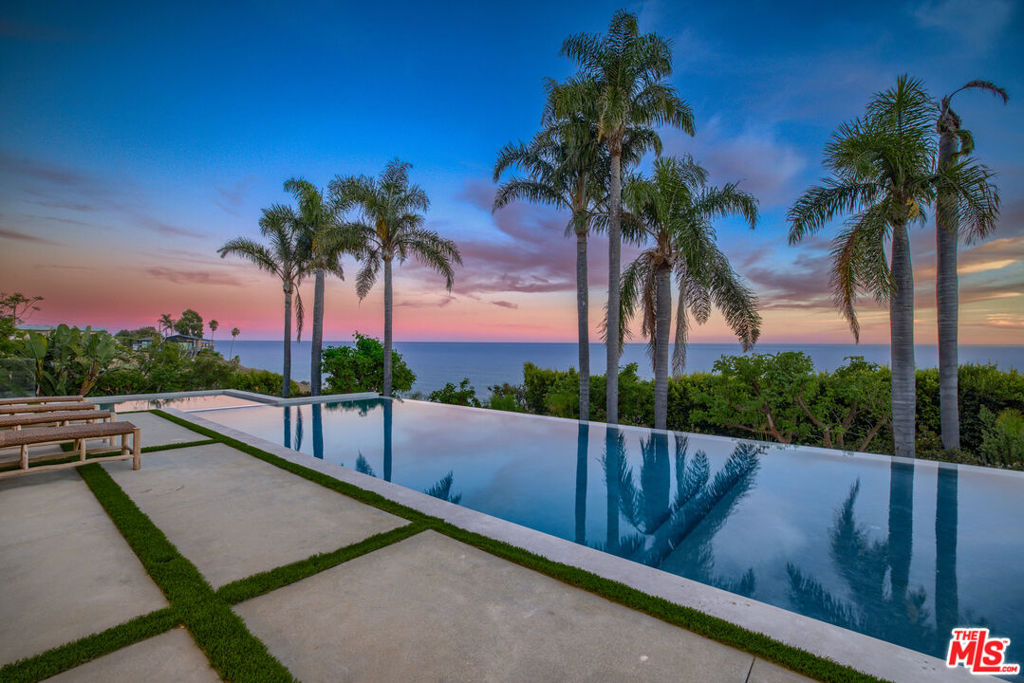 4732 Avenida Del Mar Property Photo 21