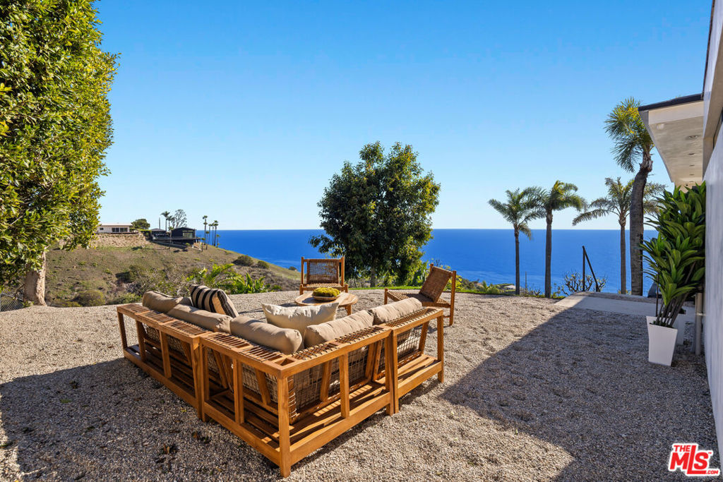 4732 Avenida Del Mar Property Photo 22