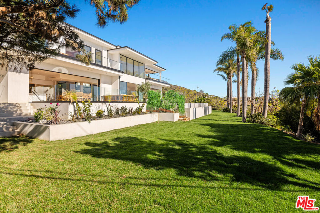 4732 Avenida Del Mar Property Photo 23