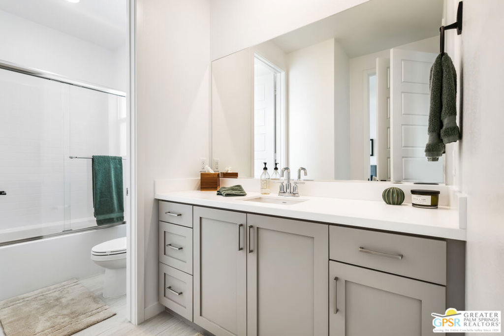 601 Via Firenze Property Photo 20