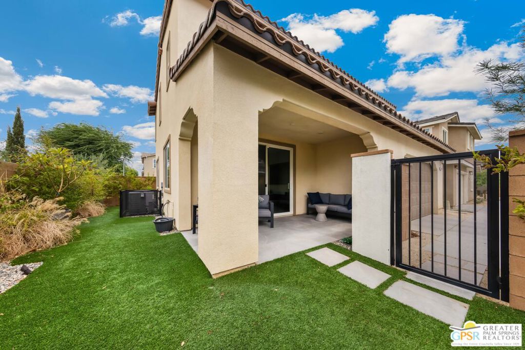 601 Via Firenze Property Photo 28