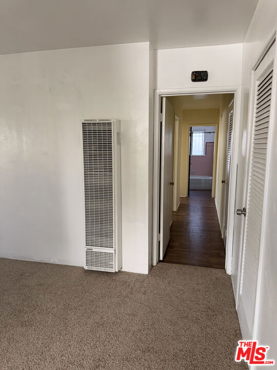 5951 Carlton Way Property Photo 11