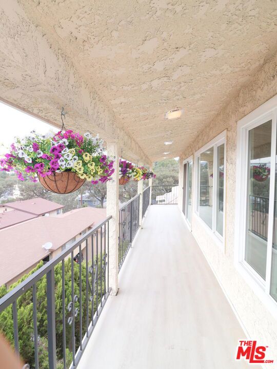 13716 Penn Street 10 Property Photo 12