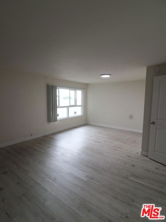13716 Penn Street 10 Property Photo 16